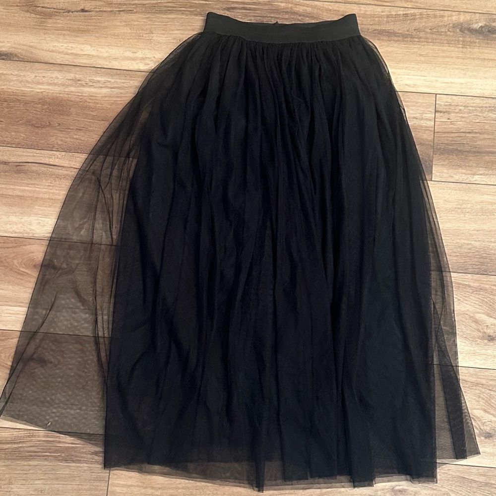 Elegant Black Tulle Skirt